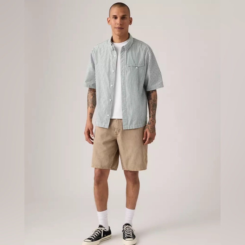 Levi’s men’s 468™ LOOSE LIGHTWEIGHT SHORTS 32